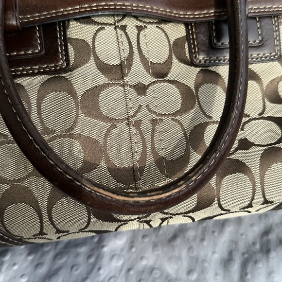 Hampton Business Tote - Picture 16 of 16